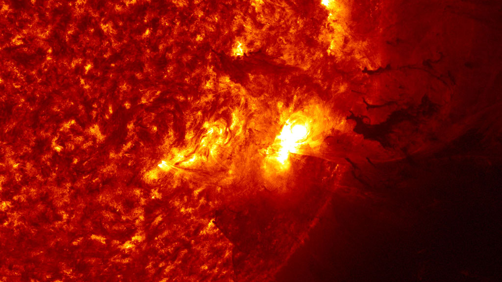 Hot plasma leaps from the sun in stunning HD.
