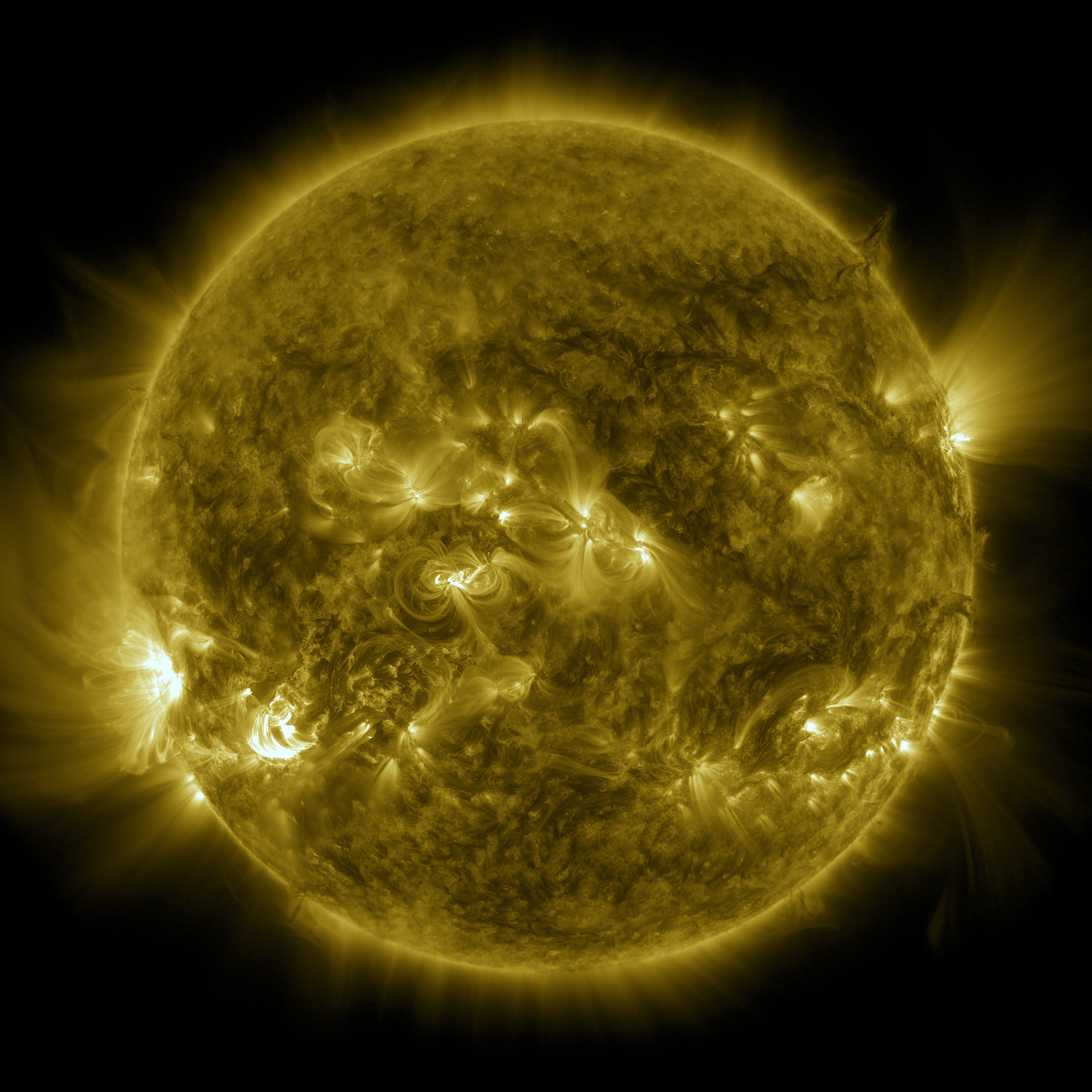 SDO movie at 171&Aring;ngstroms of the filament eruption on August 31, 2012.  1Kx1K movie & 4Kx4K frames.