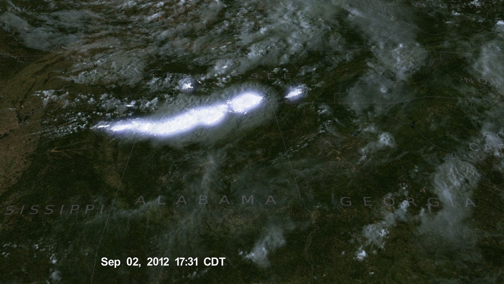 Preview Image for Massive Lightning Storm Lights up Northern Alabama