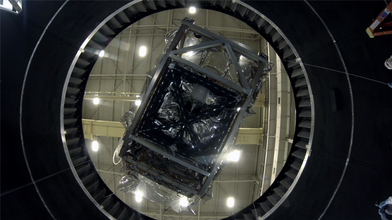 BROLL for JWST ISIM Structure moves into the SES for Cryogenic TestingFor complete transcript, click here.