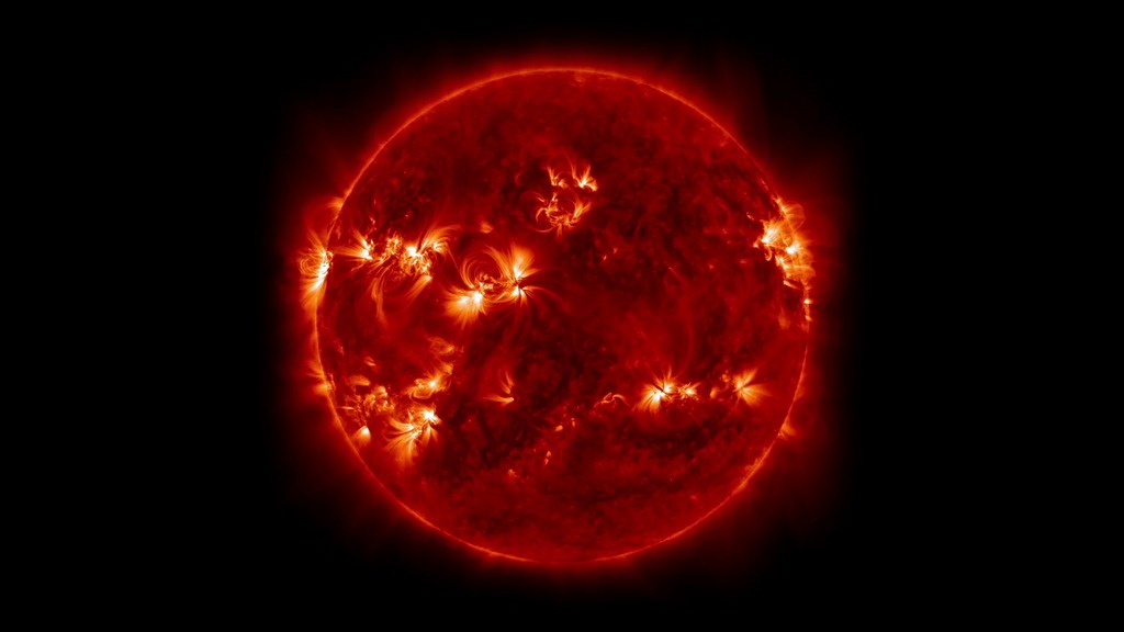 LEAD: During the middle of this month (May, 2015) the sun has put on a glorious light show.1. In this 5-day time lapse, every 6 seconds represents 24 hours.2. The bright, spindly strands that extend out of these active regions are particles spinning along magnetic field lines that connect between areas of opposite polarity (north and south poles). 3. While the sun appears to rotating slowly, the speed at the sun's equator is over 4,000 miles per hour.TAG: The temperature of the sun is almost 8,000 degrees Fahrenheit.