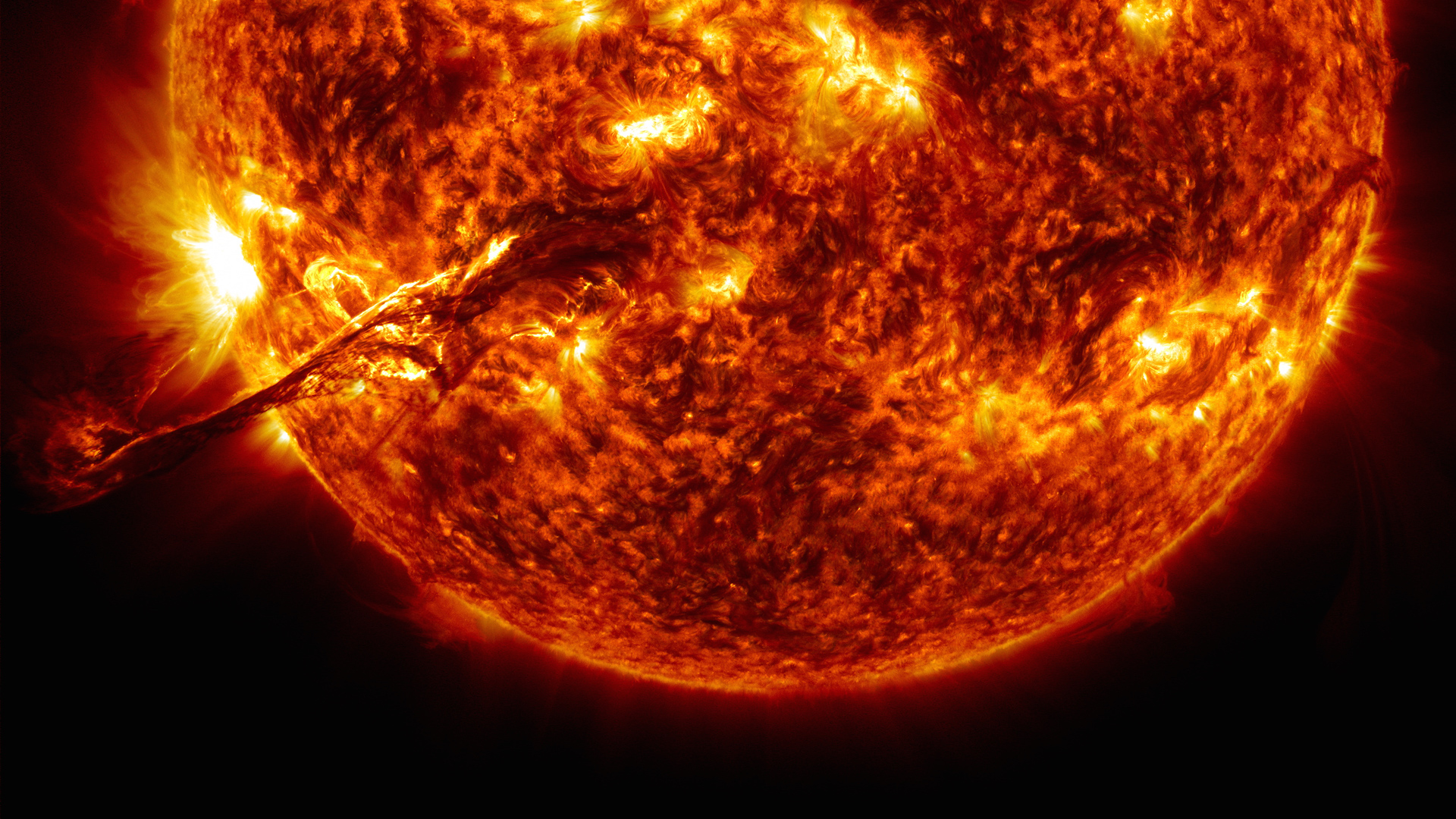 NASA SVS Thermonuclear Art: The Sun in UHD