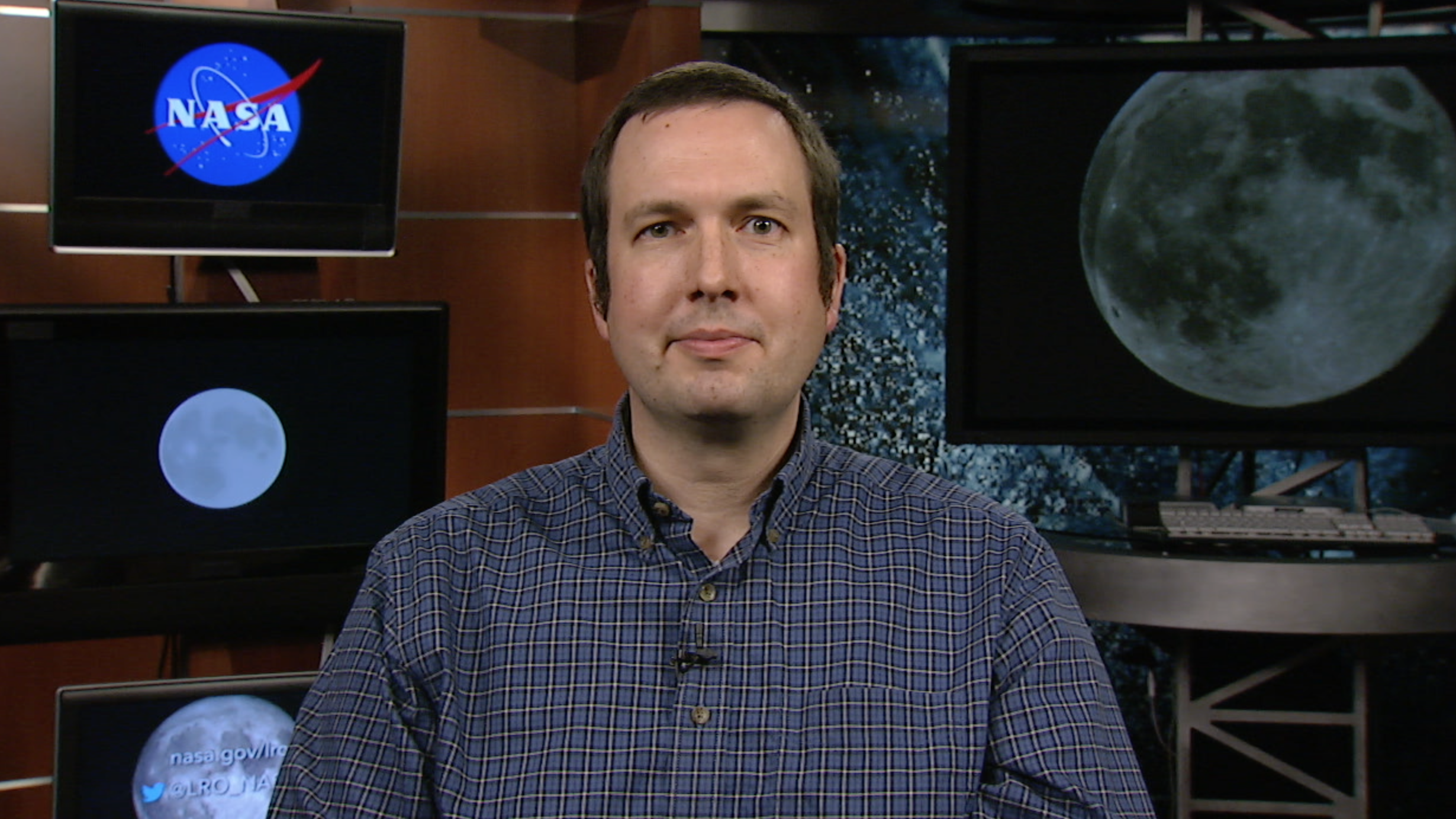 [On camera canned interview] Planetary scientist Dr. Noah Petro answers questions about the Nov. 14, 2016, supermoon.