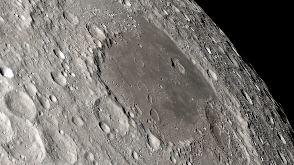 Preview Image for Apollo 13 Views of the Moon in 4K