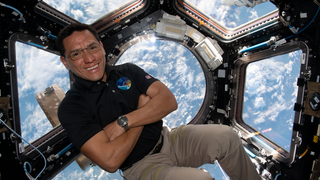 Link to Recent Story entitled: Frank Rubio downlink with NASA en español