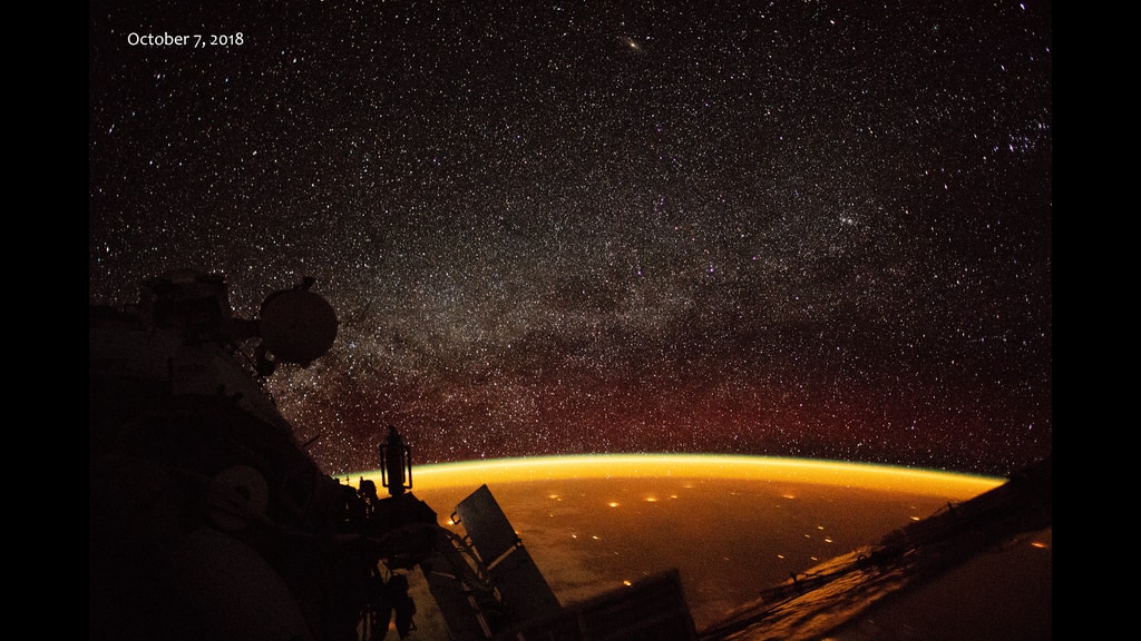 airglow over australia seen from the ISS